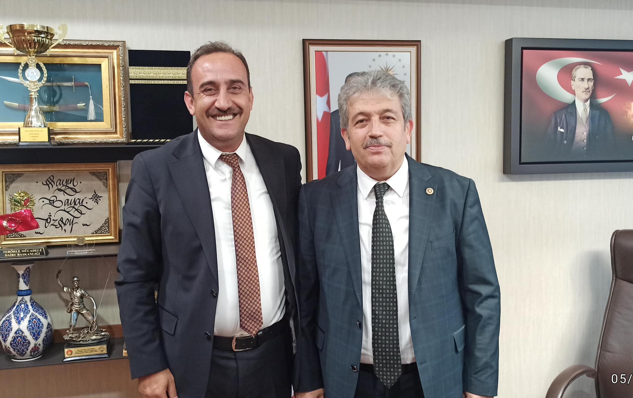 Belediye Başkanımız Av. Mustafa İLMEK, AK Parti Kayseri Milletvekilimiz, Sn. Bayar ÖZSOY’u makamında ziyaret etti.