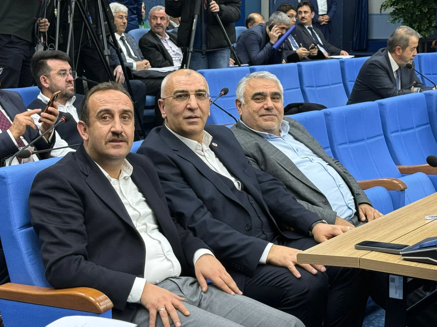 Alınan meclis kararlarının ilçemize hayırlar getirmesini temenni ederiz.