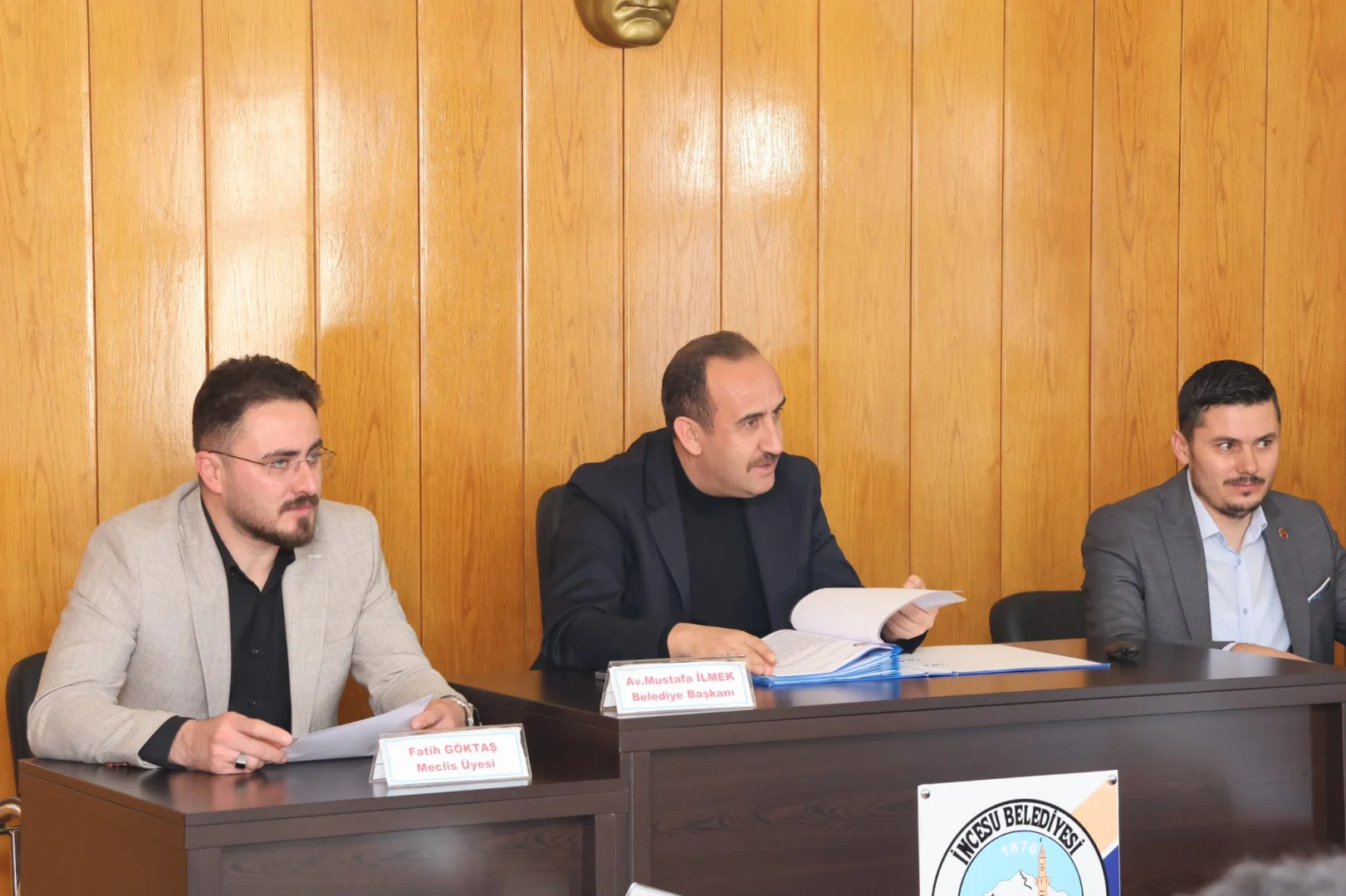 Alınan kararların ilçemize hayırlar getirmesini temenni ederiz.