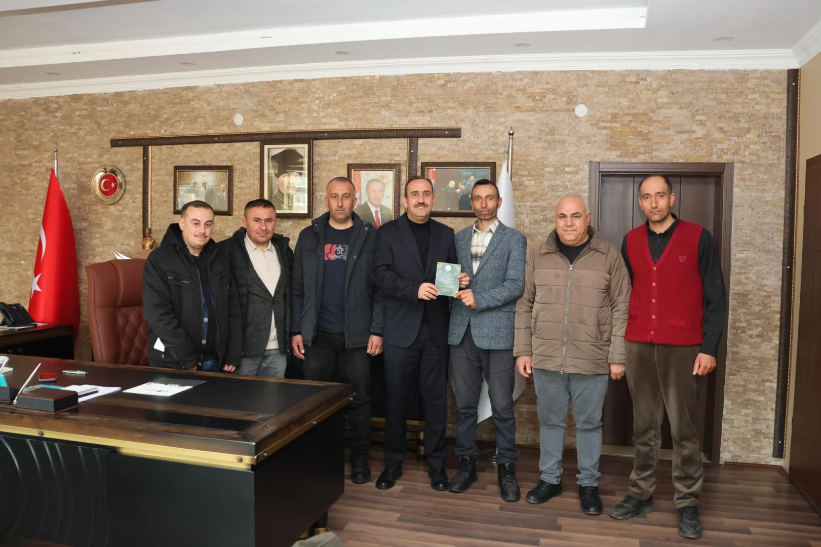 Kızılören Gençlik Teşkilatına nazik ziyaretleri için teşekkür ederiz.