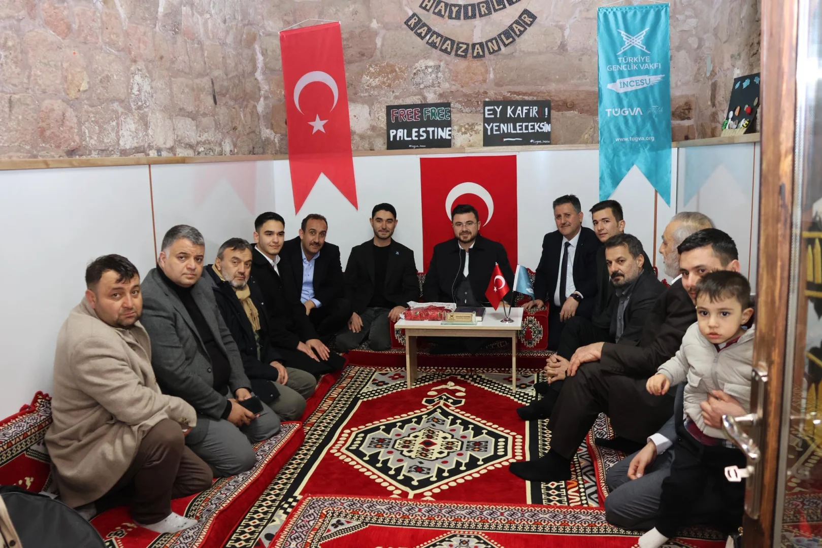 Nazik ev sahipliği için teşekkür ederiz.