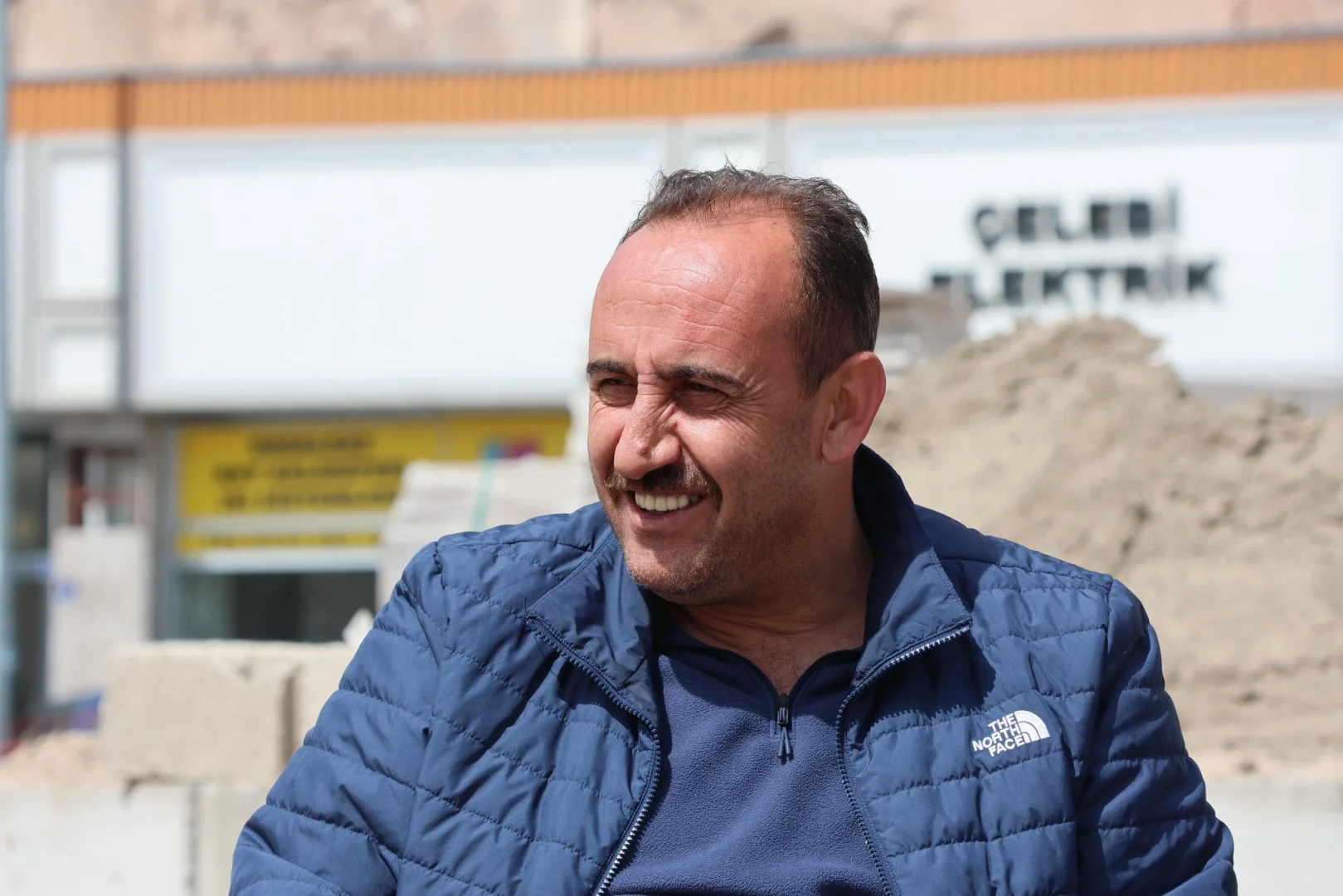 İNCESU’DA HİZMET VAR… İLMEK İLMEK DOKUYAN VAR…