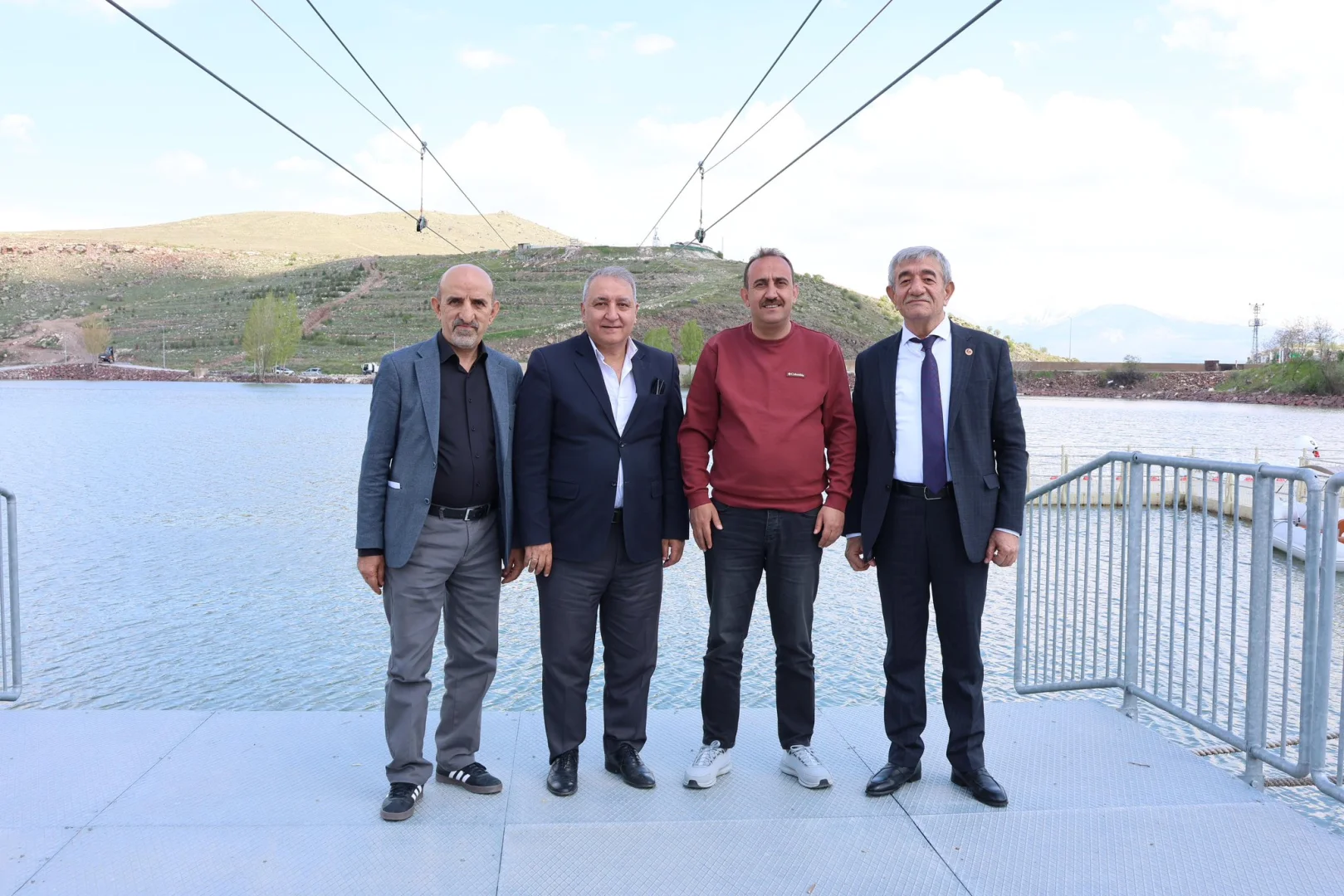 Adana Kayserililer Derneği Başkanı Sn. Uğur BÜYÜKKANTARCI ve değerli yönetimi Belediye Başkanımız Av. Mustafa İLMEK’i ziyaret etti. Nazik ziyaretleri için teşekkür ederiz.