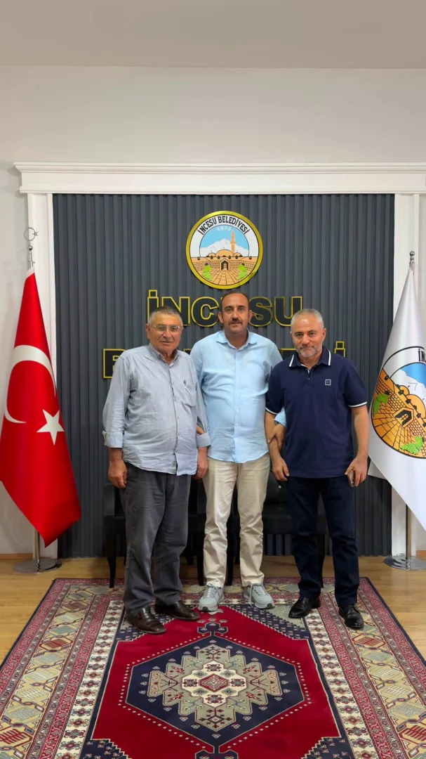 İncesu Kızılören Ötebatan Sarıoğlan Yardımlaşma ve Dayanışma Derneği Başkanı Sn. Mustafa Tekeci ve Ötebatan Mahalle Muhtarımız Sn. Osman Güler Belediye Başkanımız Av. Mustafa İLMEK’i ziyaret etti.