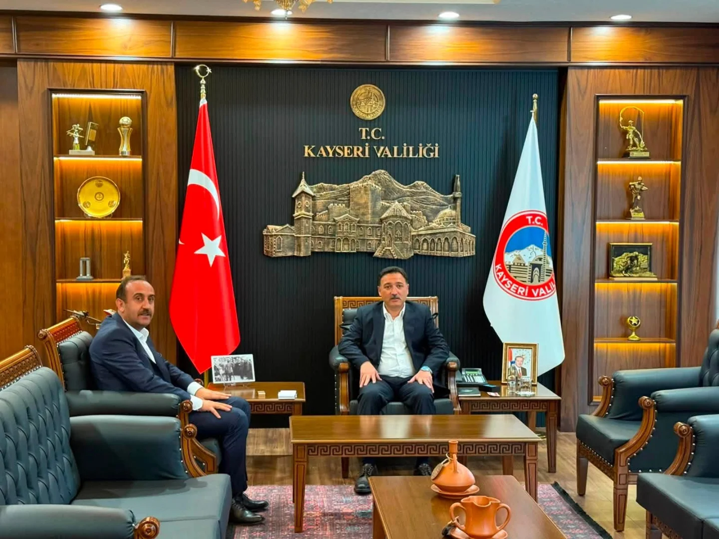 Valimize nazik kabulleri için teşekkür ederiz.