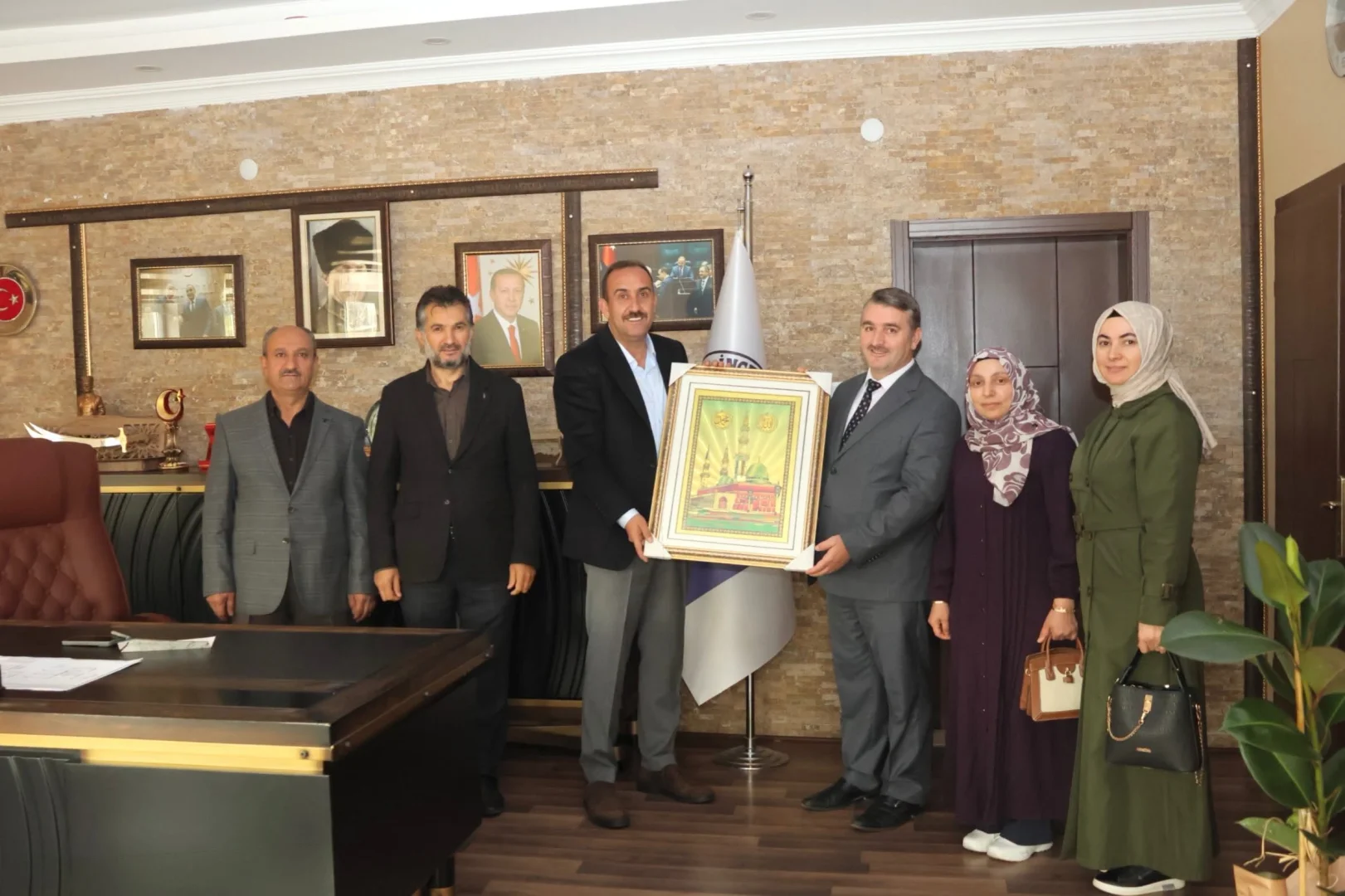 Nazik ziyaretleri için teşekkür ederiz.
