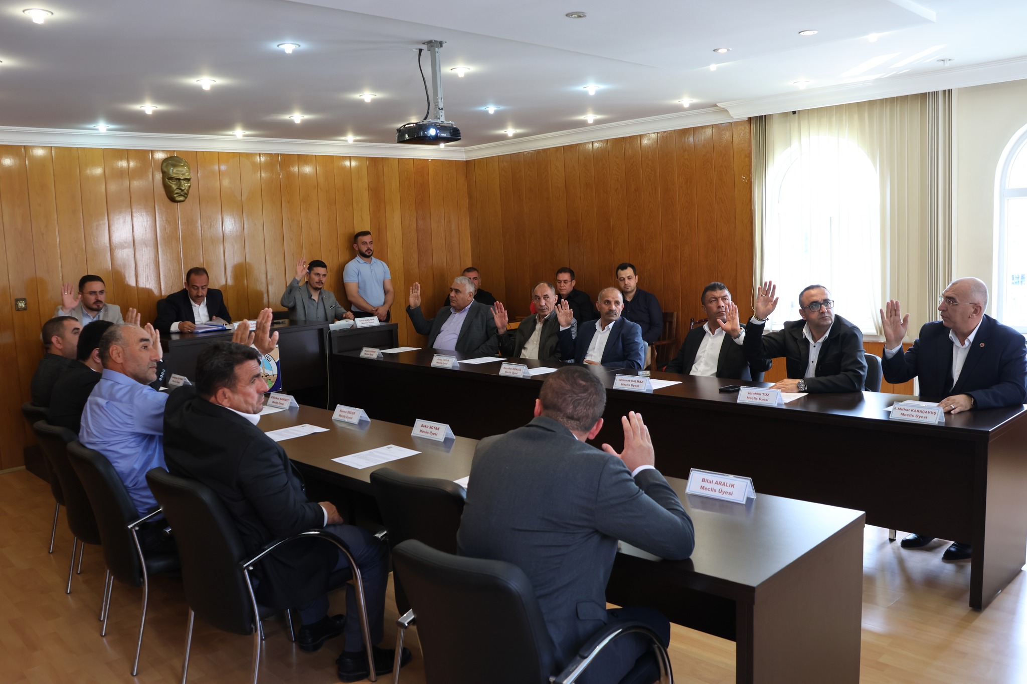 İncesu Belediyesi Haziran ayı Meclis toplantısı Belediye Başkanımız Av. Mustafa İlmek Başkanlığında yapıldı. Alınan meclis kararlarının ilçemize hayırlar getirmesini temenni ederiz.