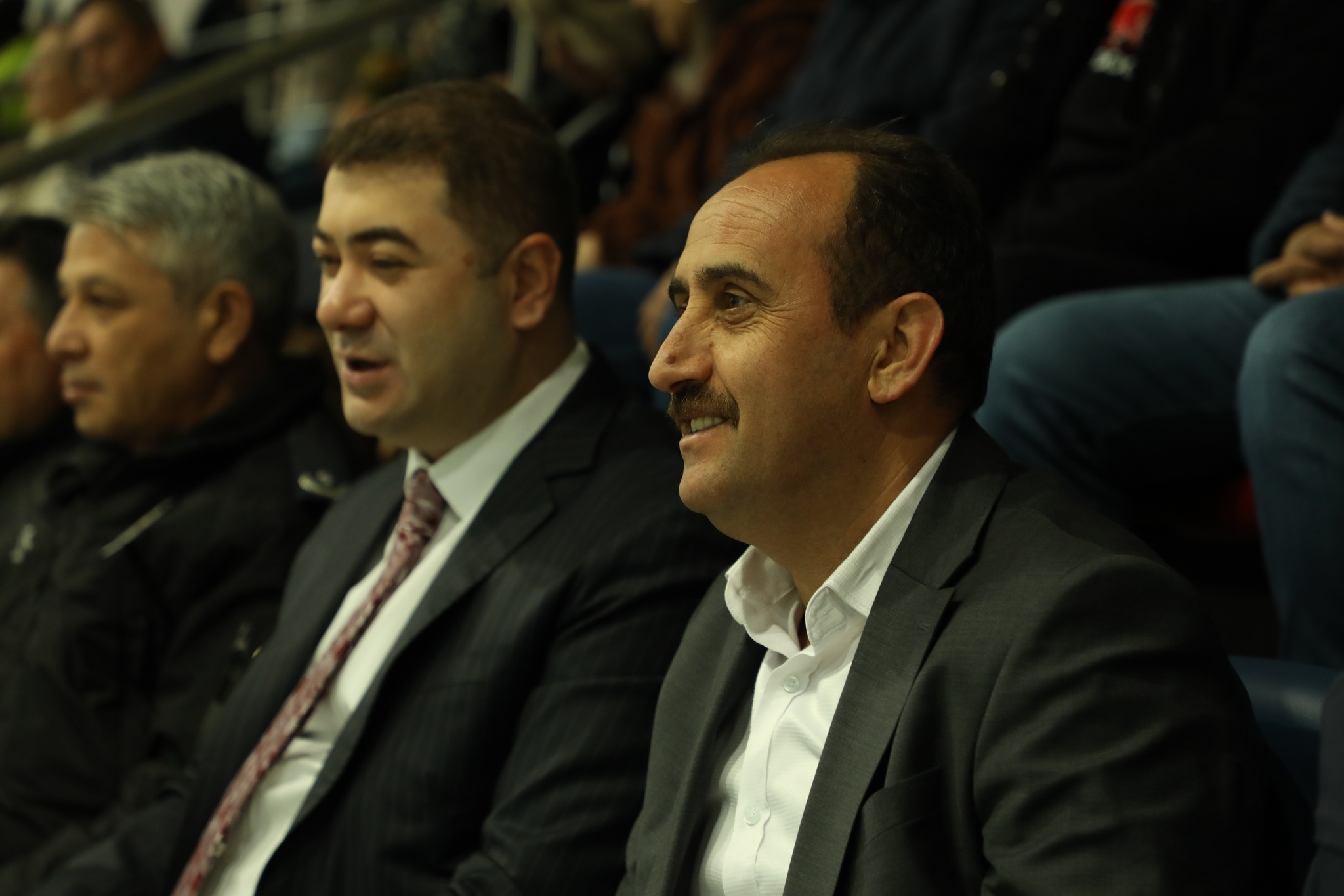 Belediye Başkanımız Av.Mustafa İLMEK, İlçe Kaymakamımız Sn Ömer Said KARAKAŞ, AK Parti İlçe Başkanımız Sn. Mehmet KOÇ, MHP İlçe Başkanımız Sn. Seçkin KIZILIŞIK ve değerli protokolün katılımıyla Kapalı Spor Salonunda Türk Dünyası ve Toplulukları Haftası ka